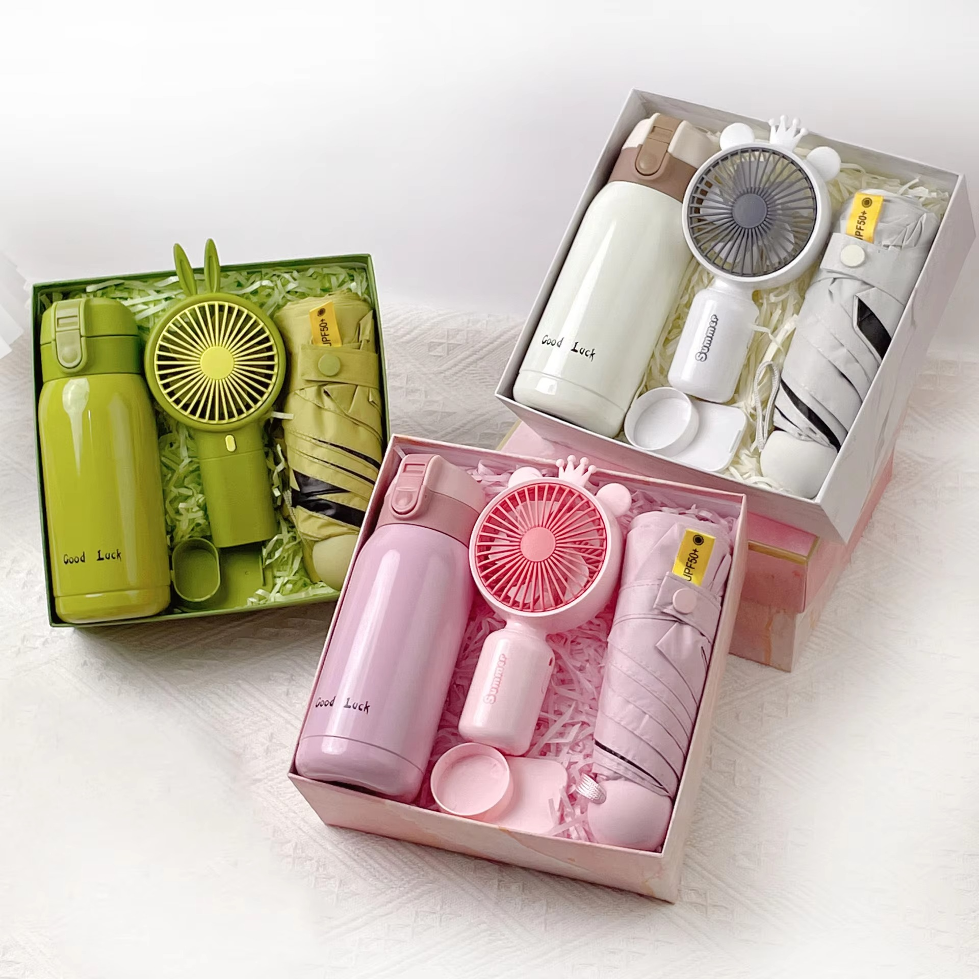 Bộ quà tặng tùy chọn sản phẩm và  in logo theo yêu cầu