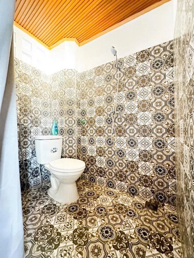 NHÀ 3 TẦNG NGÕ PHỐ THỢ NHUÔM, ĐANG KINH DOANH HOMESTAY, GIÁ 10TỶ