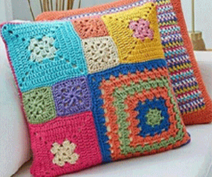 Gối len vuông sặc màu