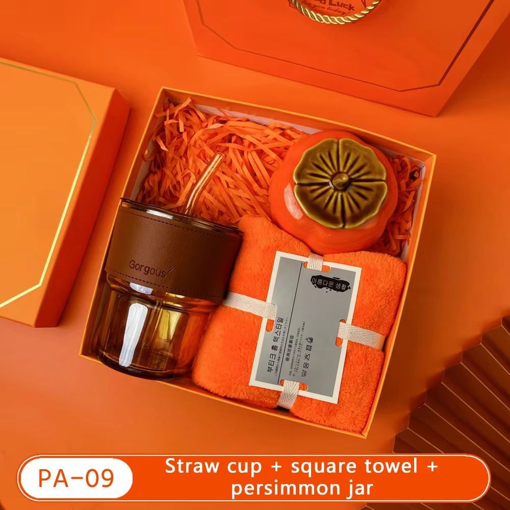 Bộ quà tặng doanh nghiệp màu cam rực rỡ nhiều option để lựa chọn