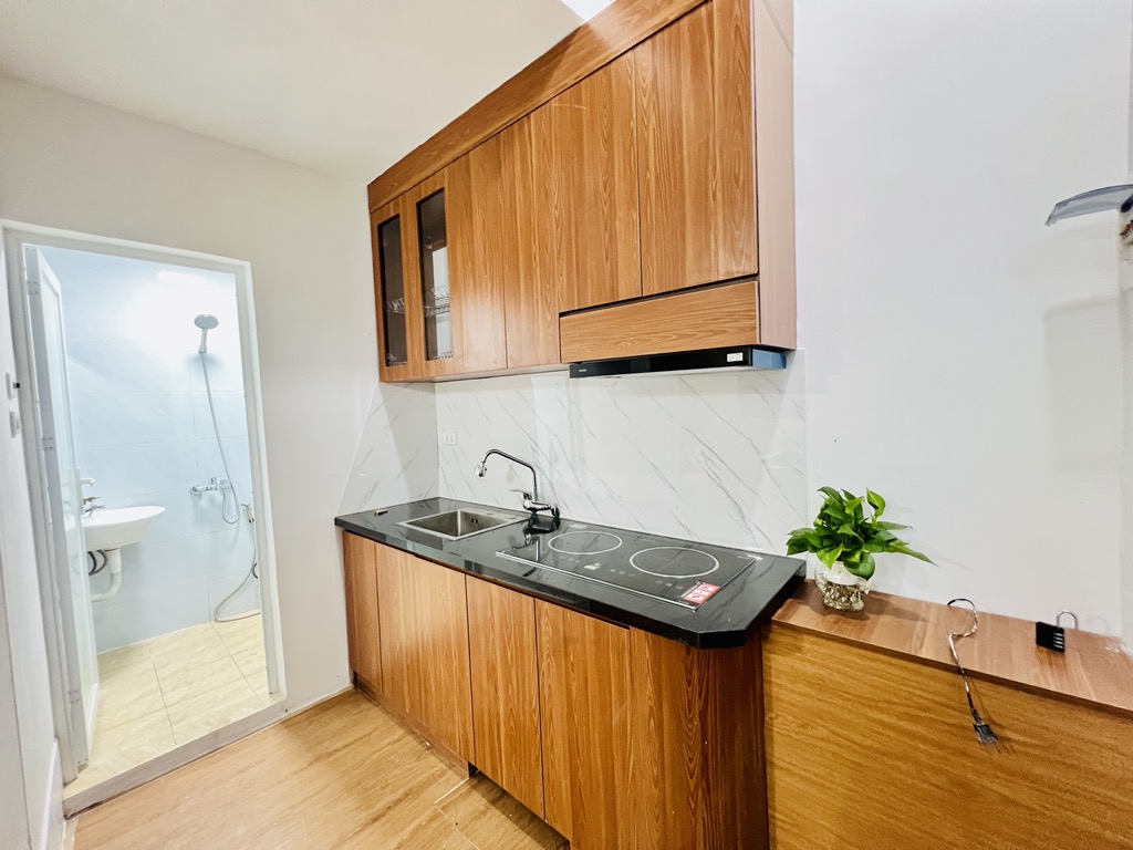 SIÊU PHẨM HÀNG BỒ HOÀN KIẾM - CỰC THOÁNG -  NHÀ ĐẸP Ở LUÔN - 50M RA MẶT PHỐ