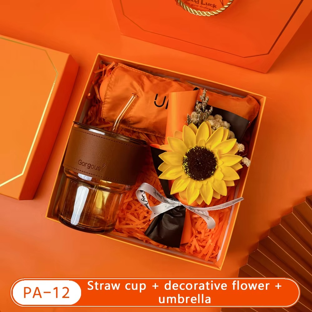 Bộ quà tặng doanh nghiệp màu cam rực rỡ nhiều option để lựa chọn