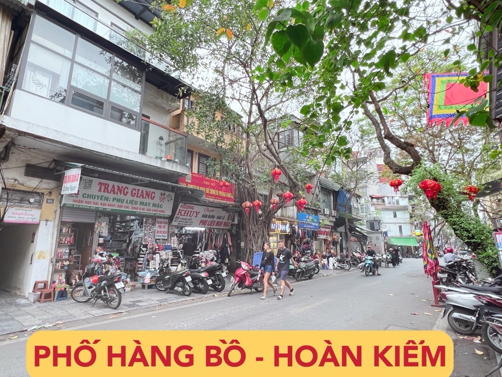 SIÊU PHẨM HÀNG BỒ HOÀN KIẾM - CỰC THOÁNG -  NHÀ ĐẸP Ở LUÔN - 50M RA MẶT PHỐ