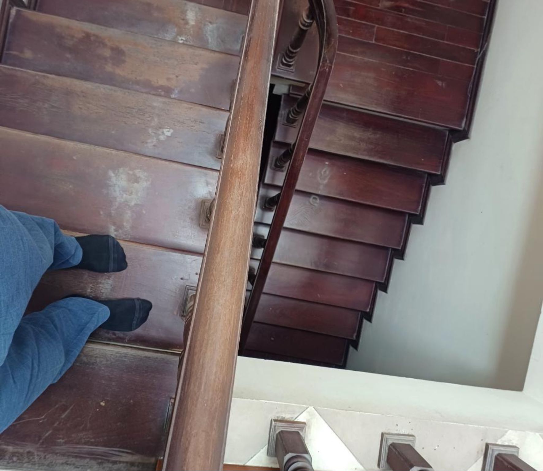 NHÀ 5 TẦNG PHỐ QUÁN SỨ - AN NINH TỐT - DÂN TRÍ CAO - CỰC ÍT NGƯỜI BÁN